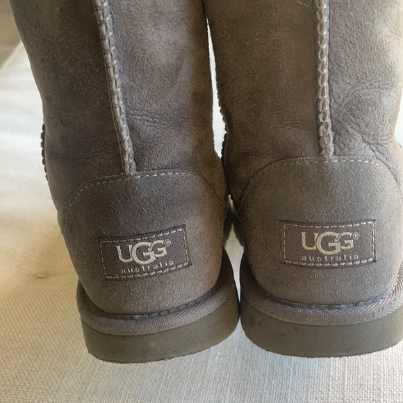 SOLD - Picture 3 of 3